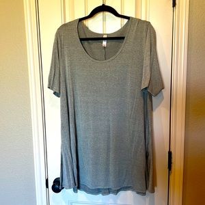 3 for $20 All LulaRoe “Perfect T” Gray. XL